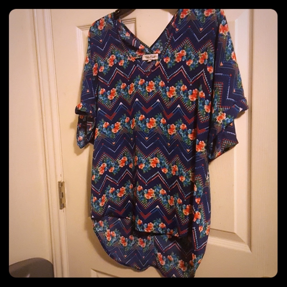 Blue Hawaiian floral top
